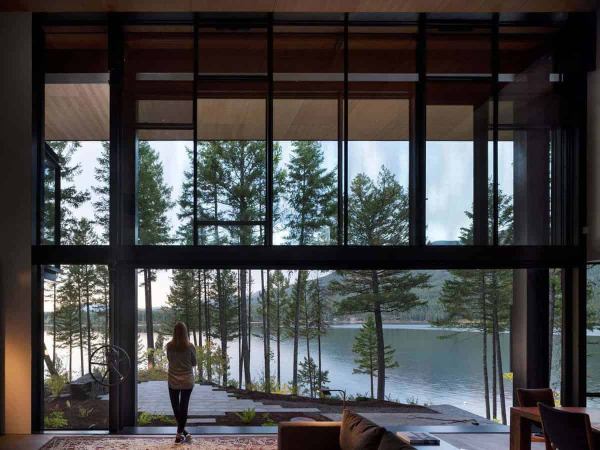 modern-lake-house-living-room-with-lake-view