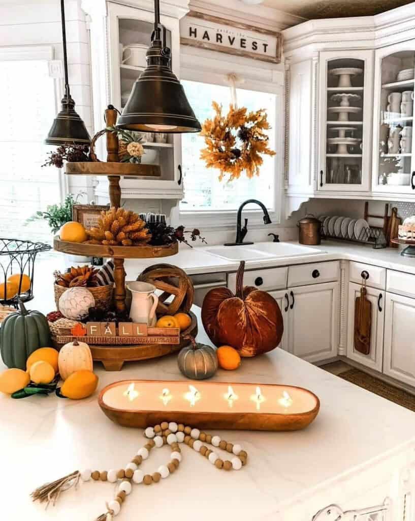 25+ Most Warm And Inviting Fall Decorating Ideas For Your Home