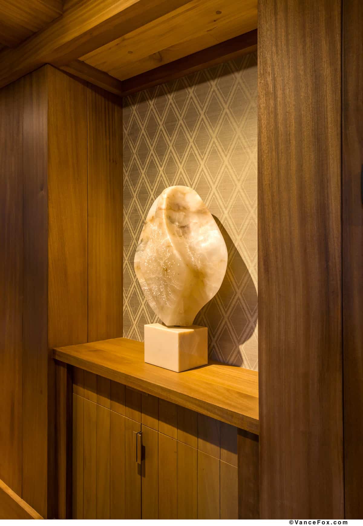midcentury-modern-hall-built-in-cabinet