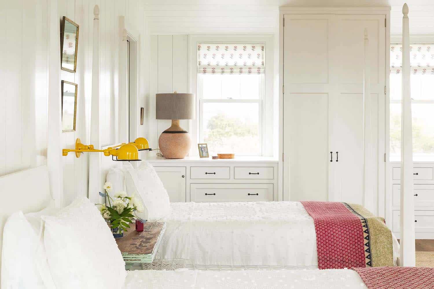 beach-house-bedroom