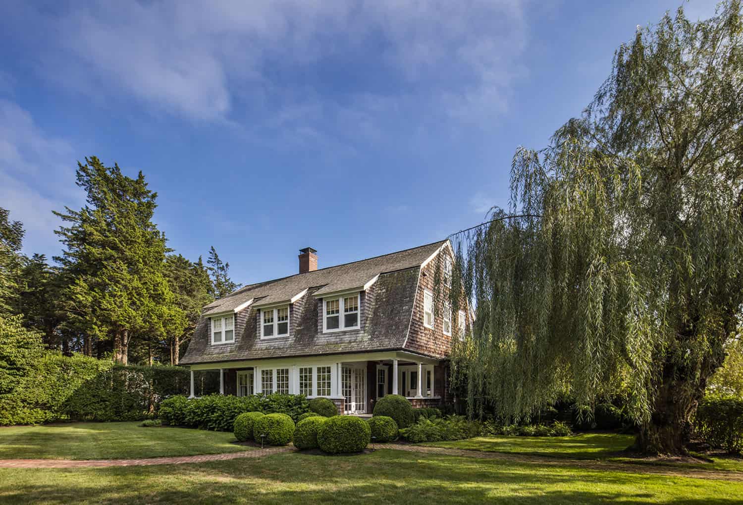 shingle-style-colonial-exterior