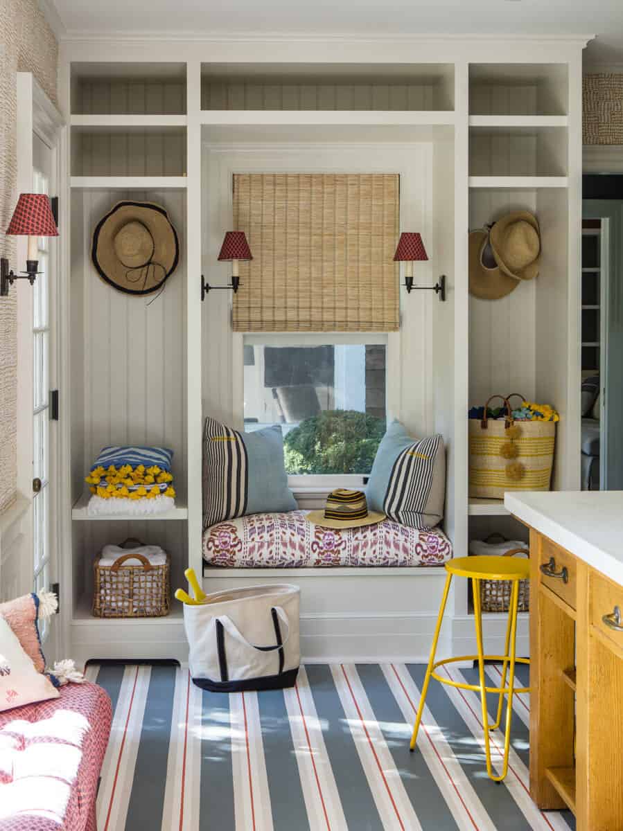 cottage-mudroom