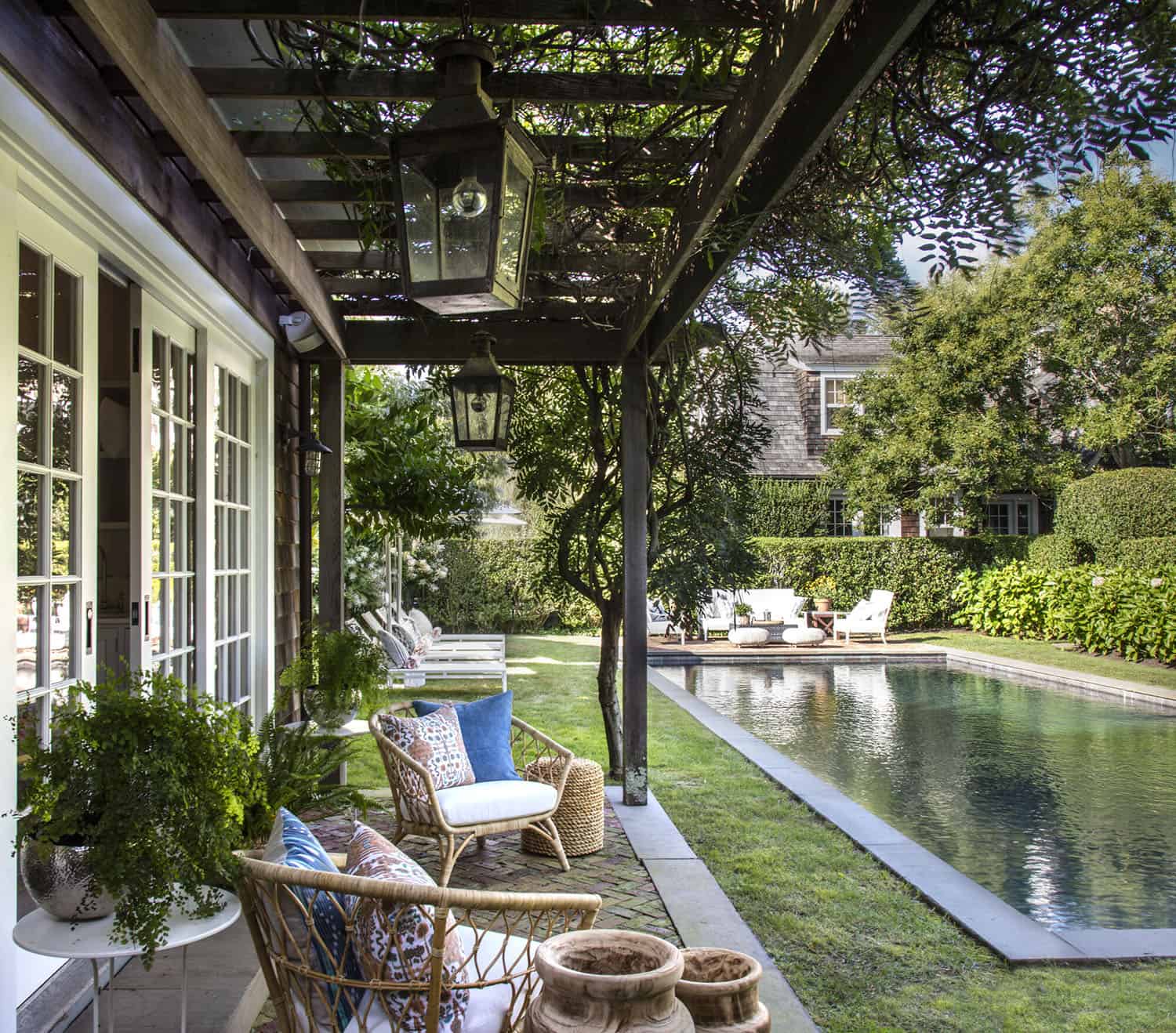 shingle-style-colonial-swimming-pool