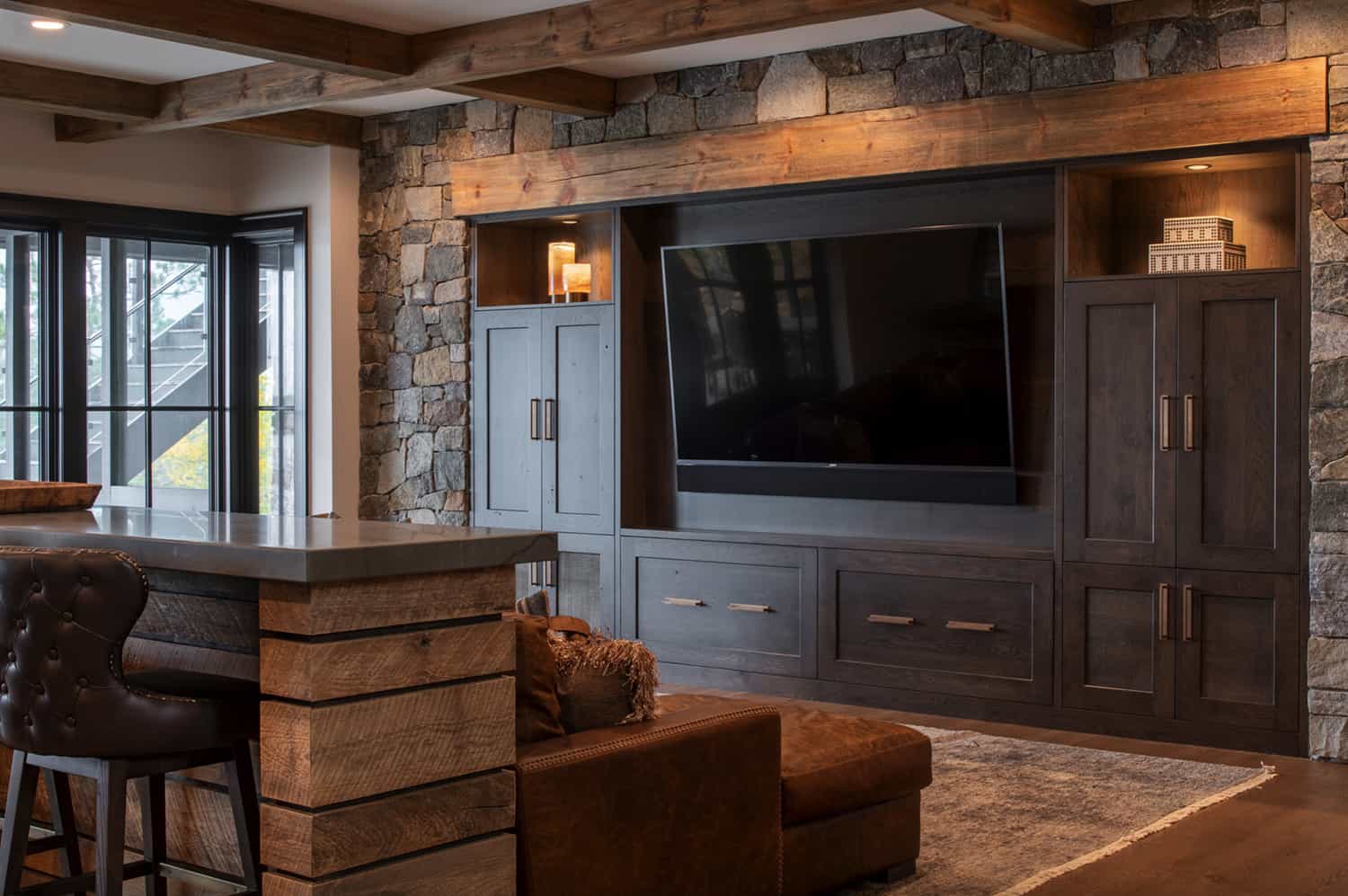 rustic-modern-family-room