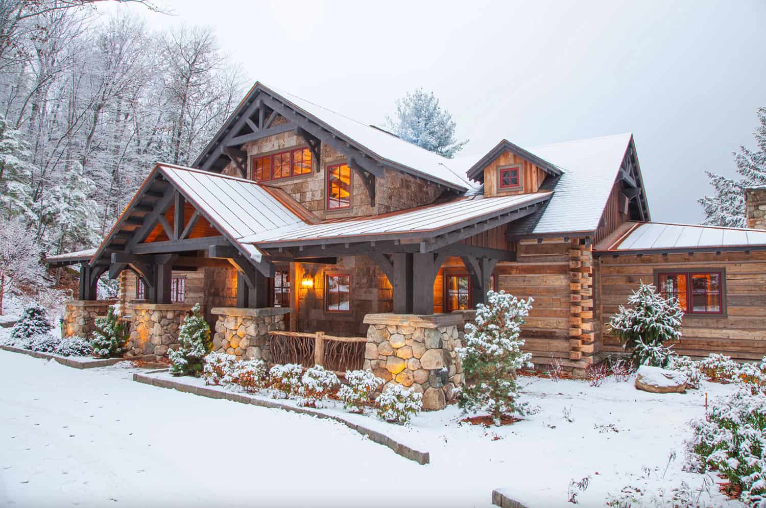 rustic-lake-lodge-exterior