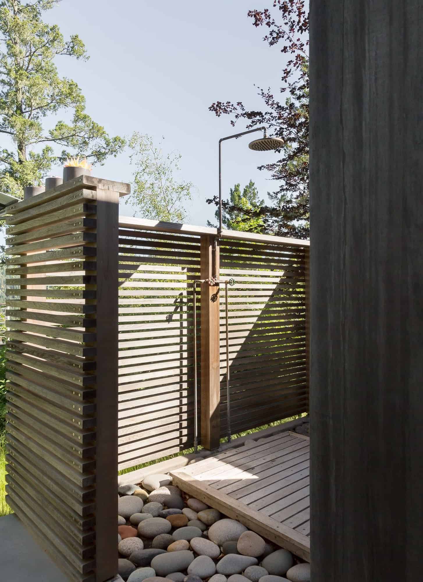 modern-outdoor-shower