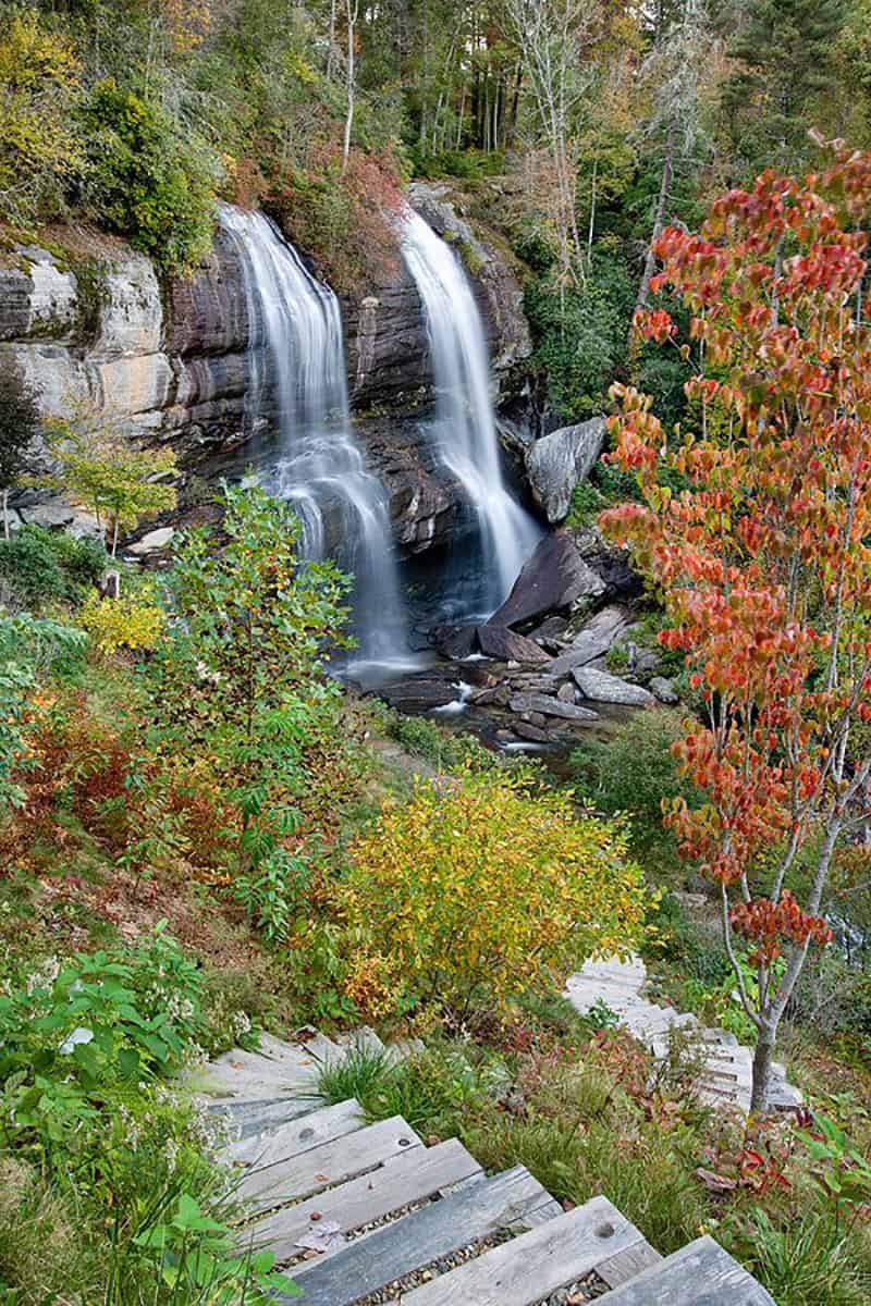 contemporary-mountainside-retreat-landscape-with-waterfall-view