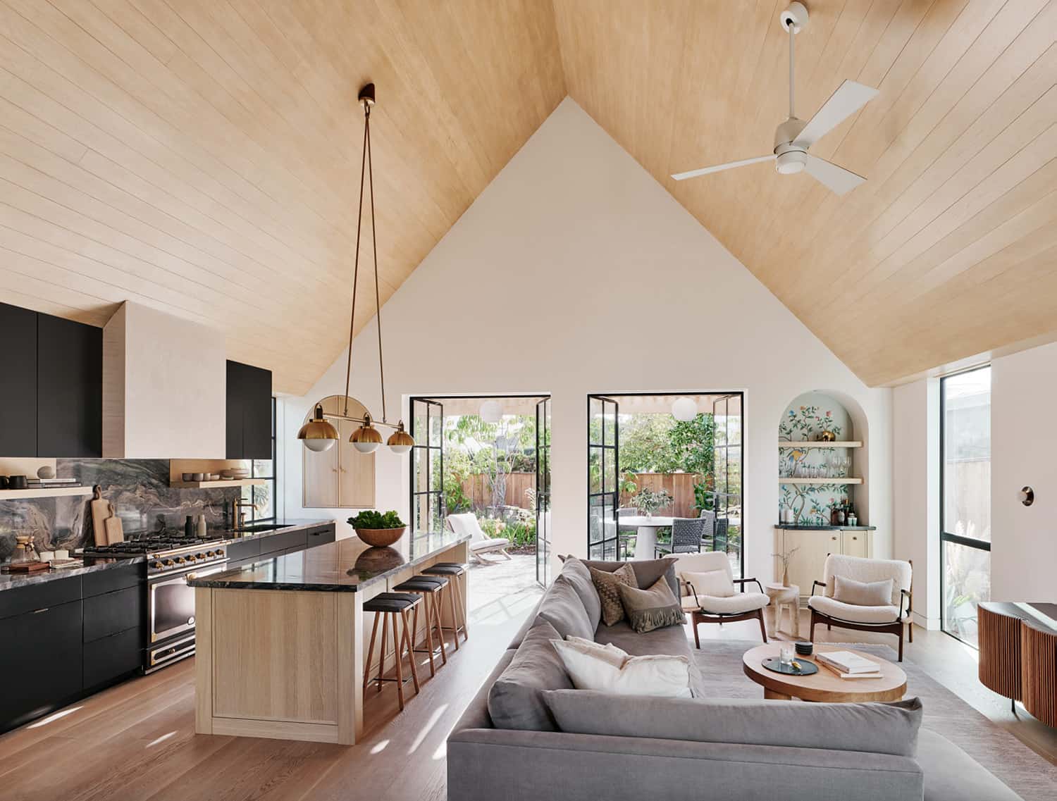 contemporary-great-room