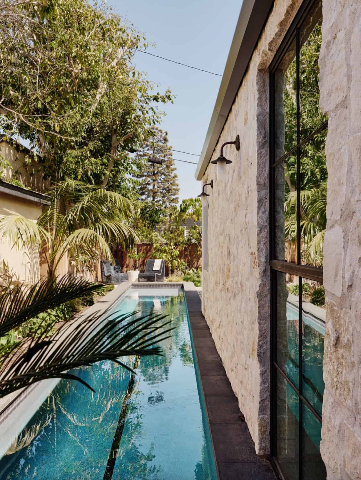 contemporary-swimming-pool
