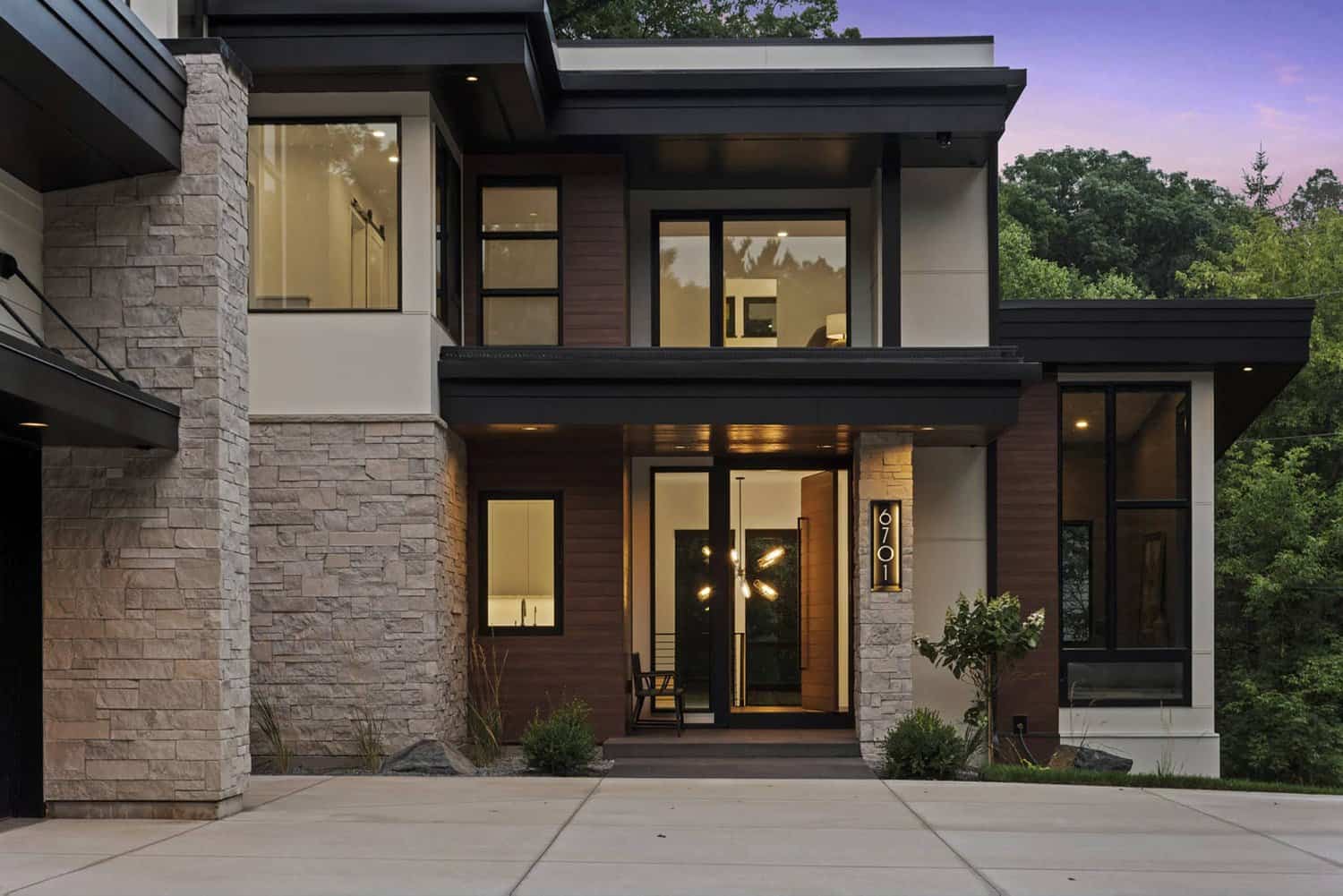 modern-home-exterior-dusk