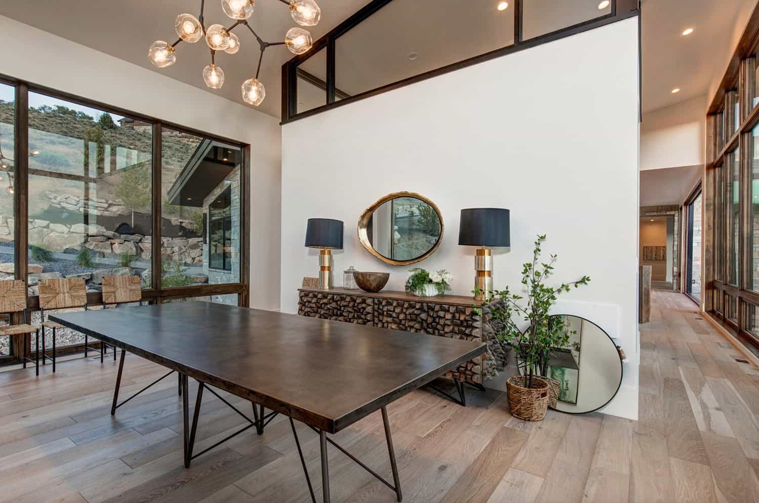modern-dining-room
