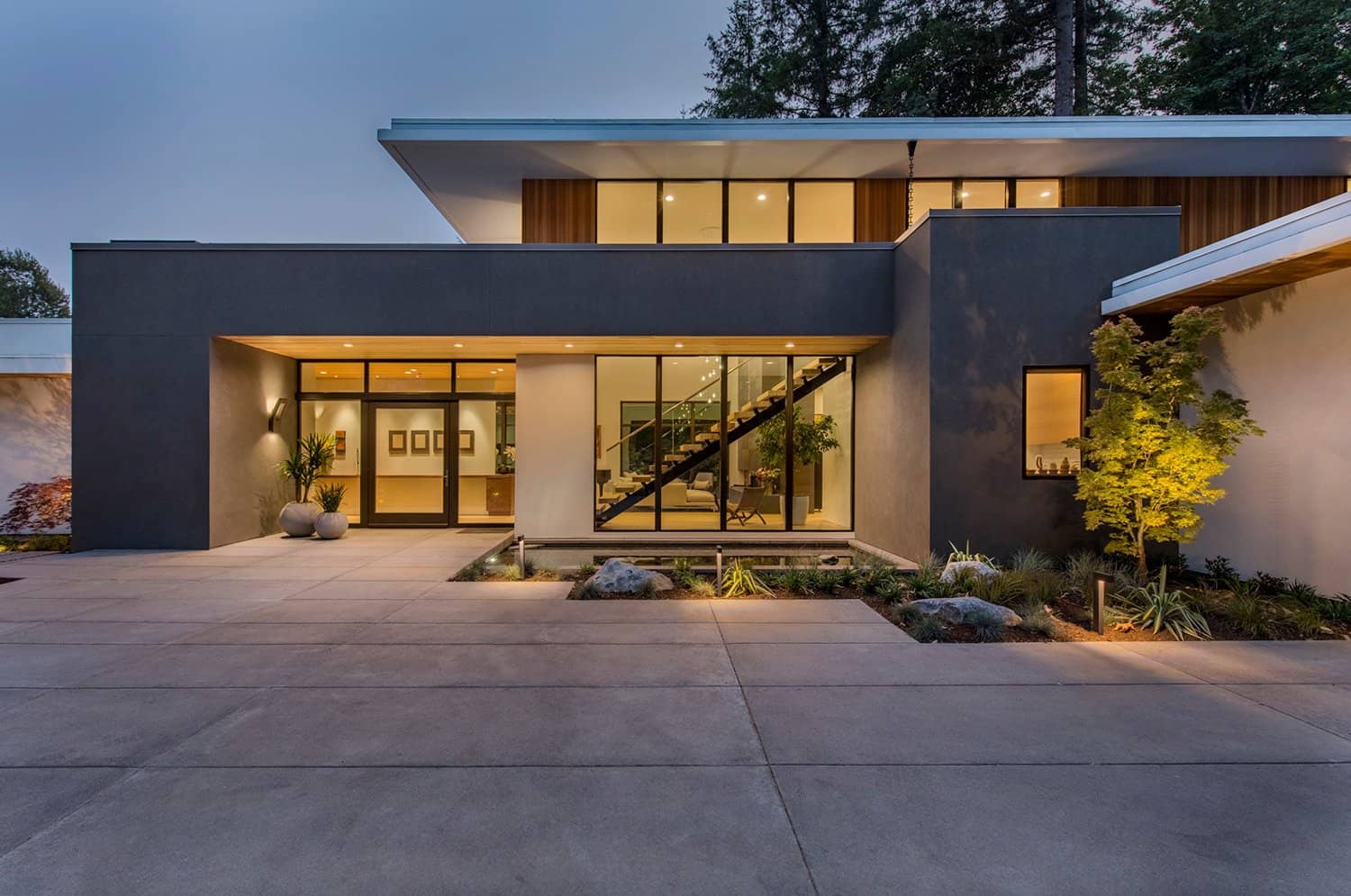 modern-forest-retreat-exterior