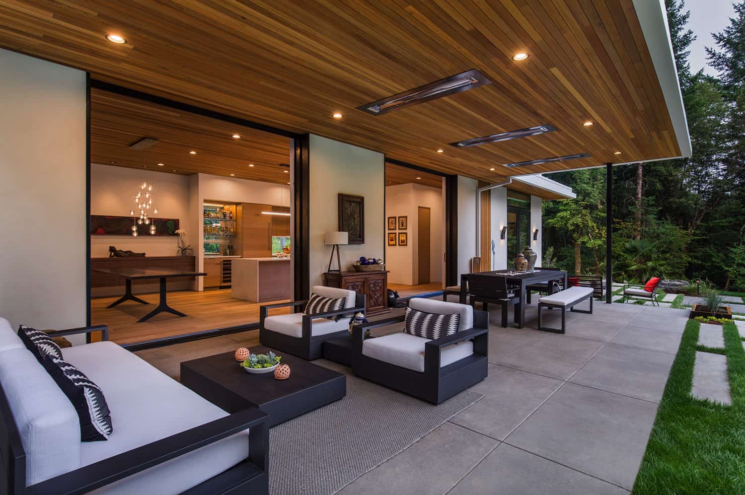 modern-home-patio