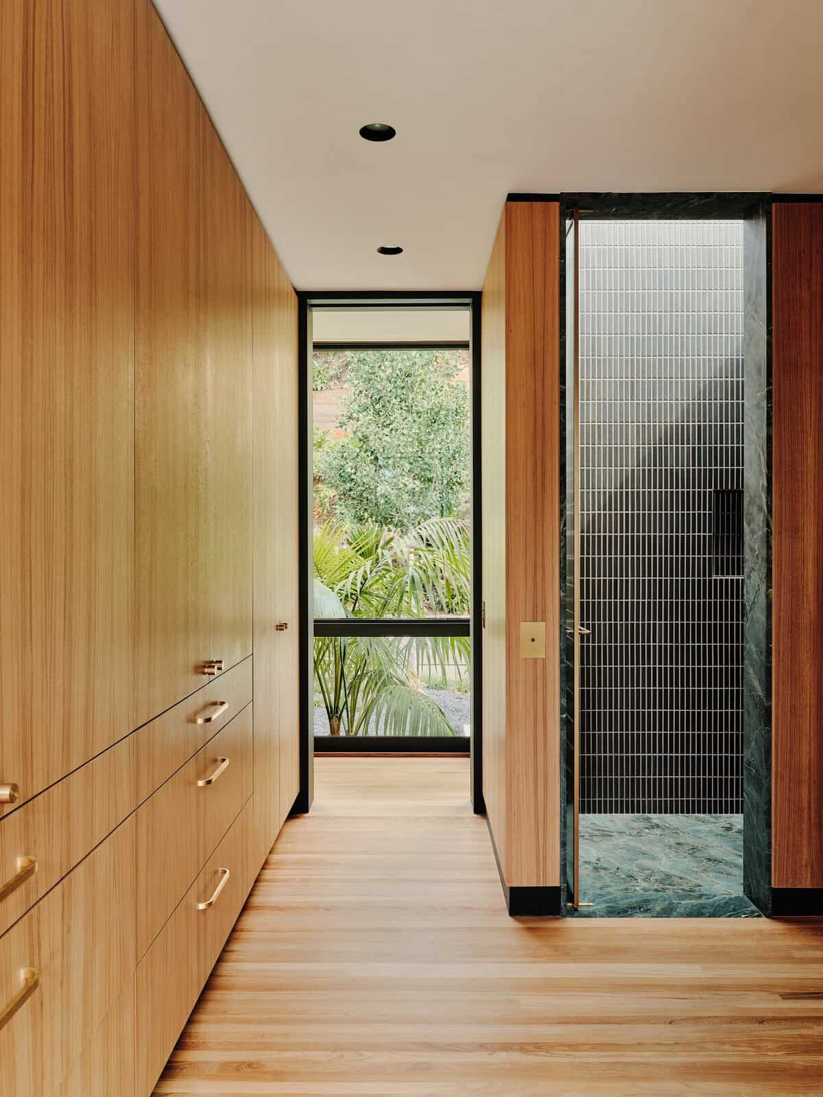 mid-century-modern-bathroom-shower