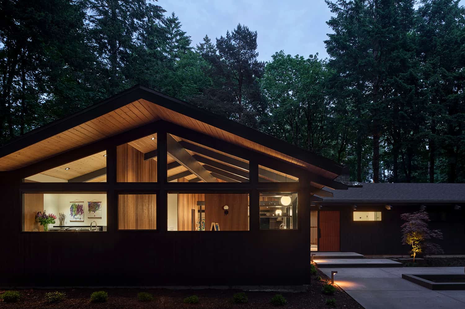 midcentury-home-exterior-dusk