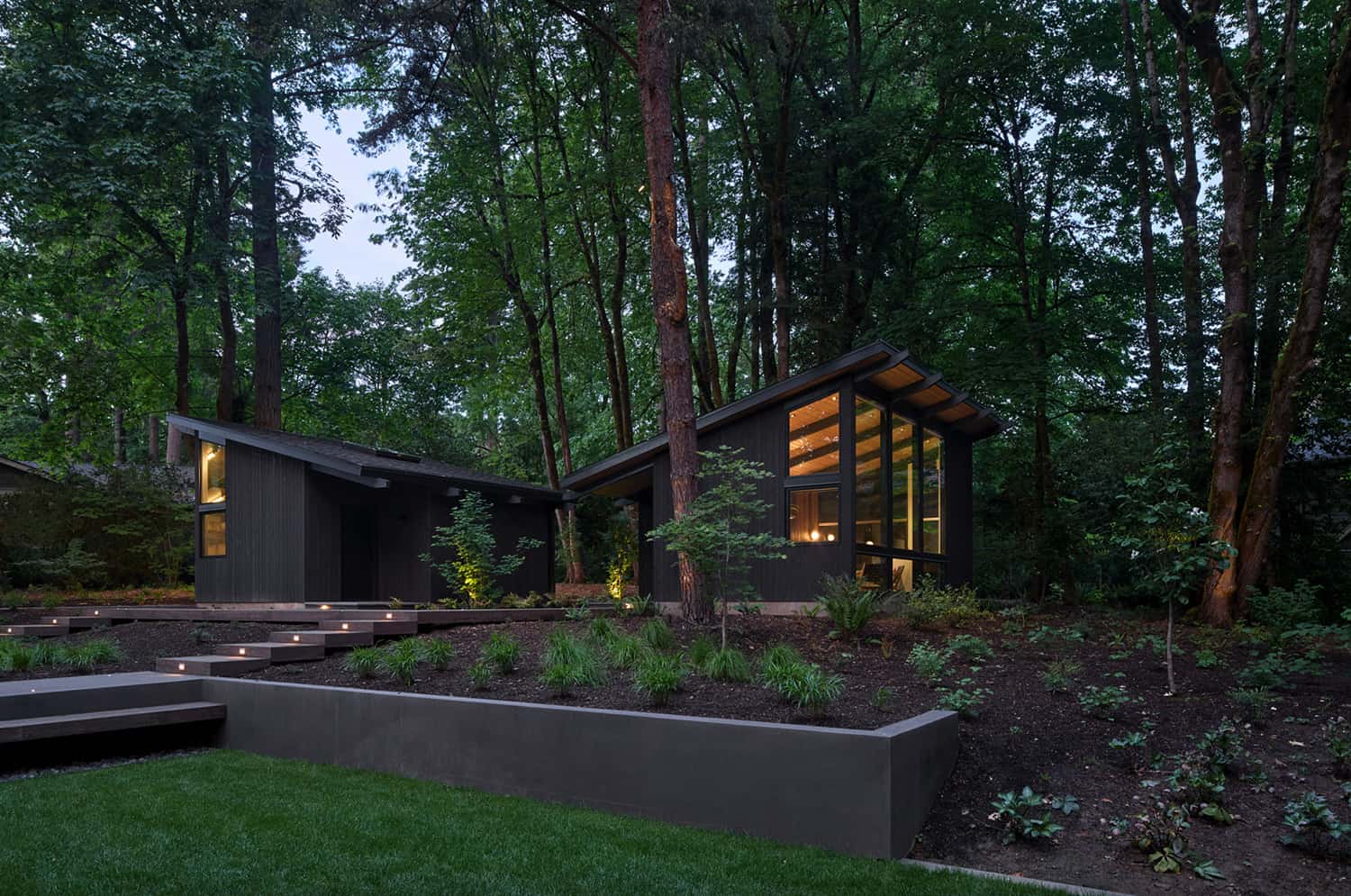 midcentury-home-exterior