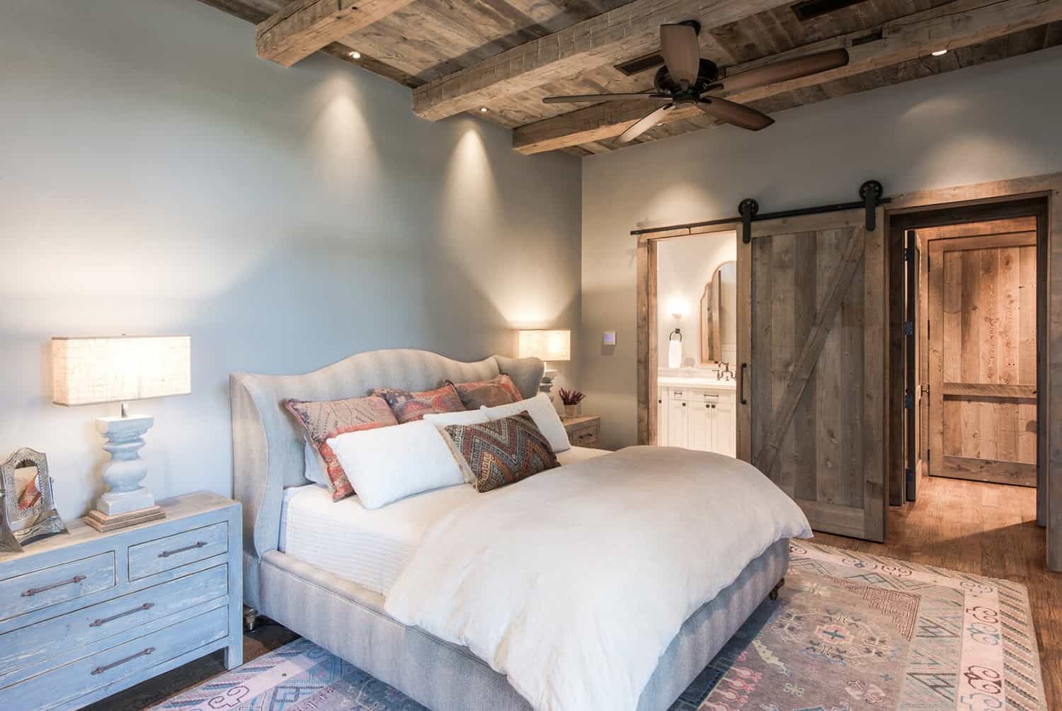 rustic-bedroom