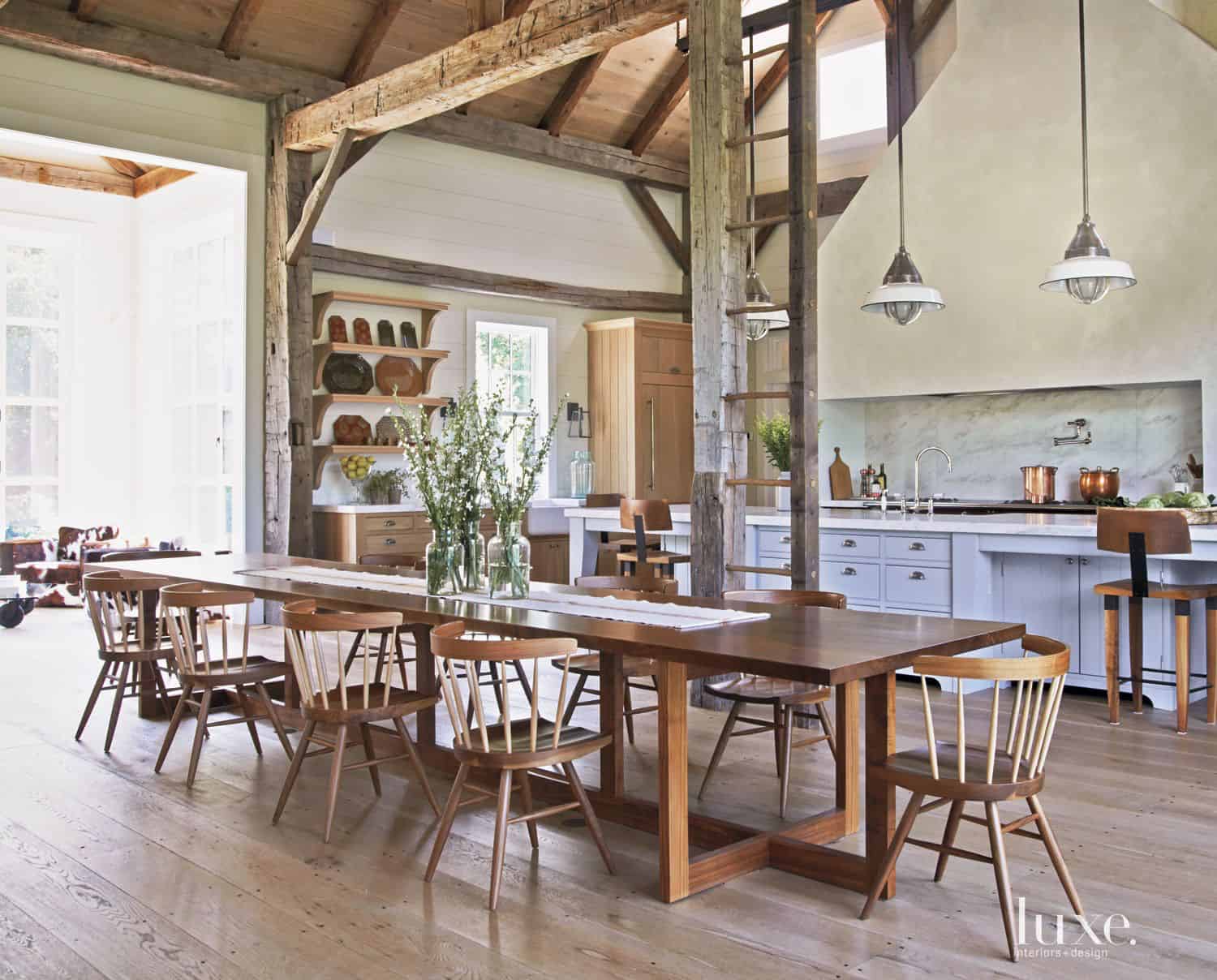 farmhouse-dining-room-and-kitchen