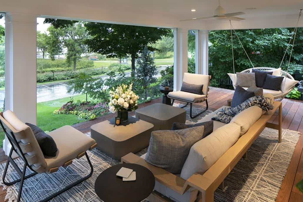 lake-cottage-screened-porch-minnesota