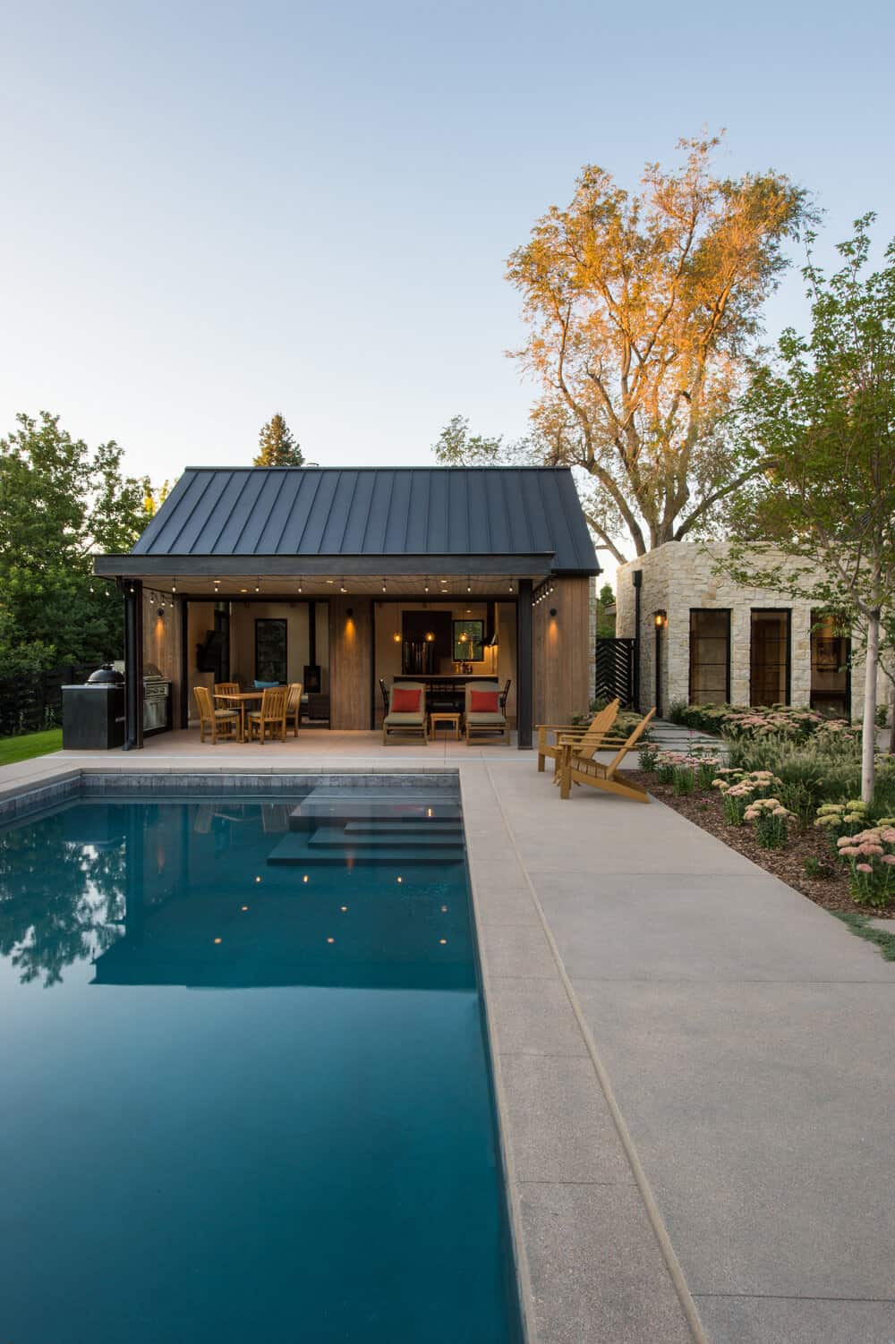 contemporary-swimming-pool-dusk
