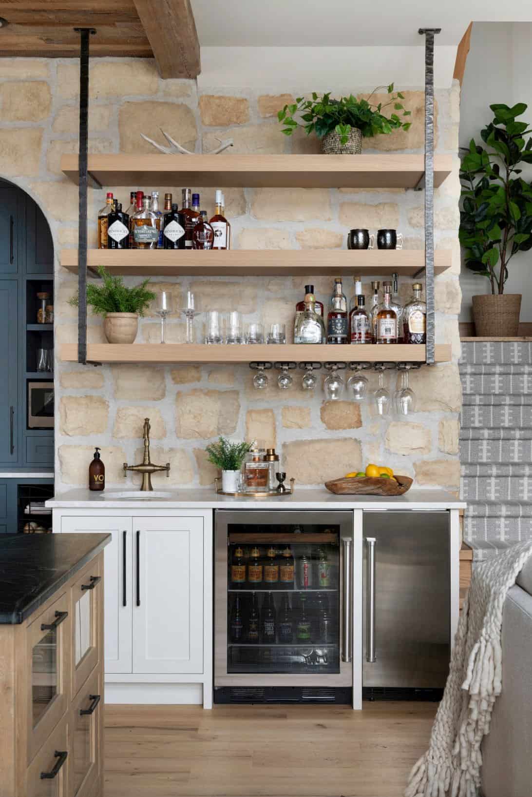 modern-rustic-kitchen-home-bar