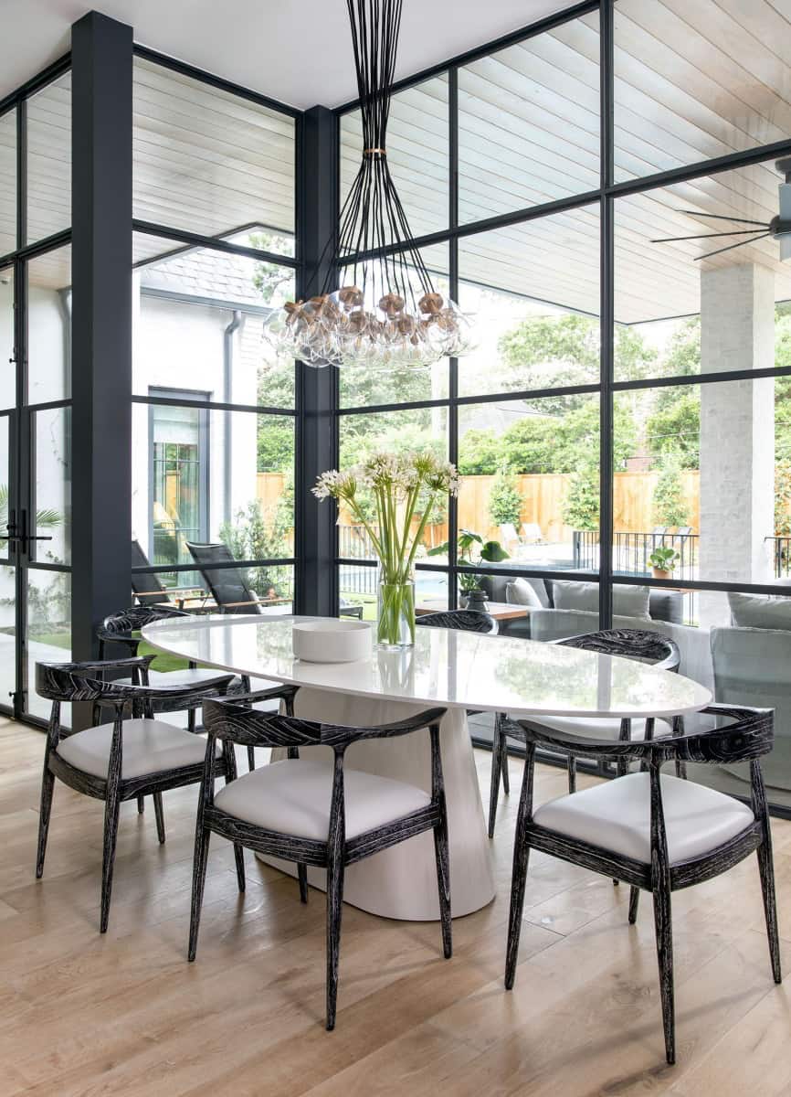 transitional-kitchen-breakfast-nook