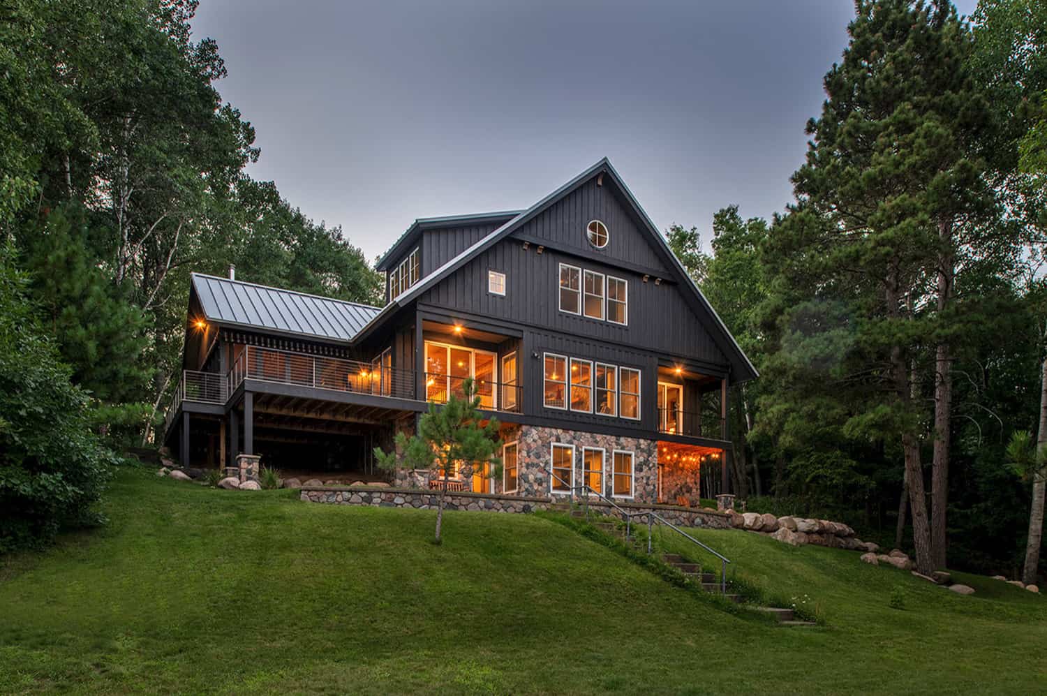 scandinavian-influenced-cabin-exterior