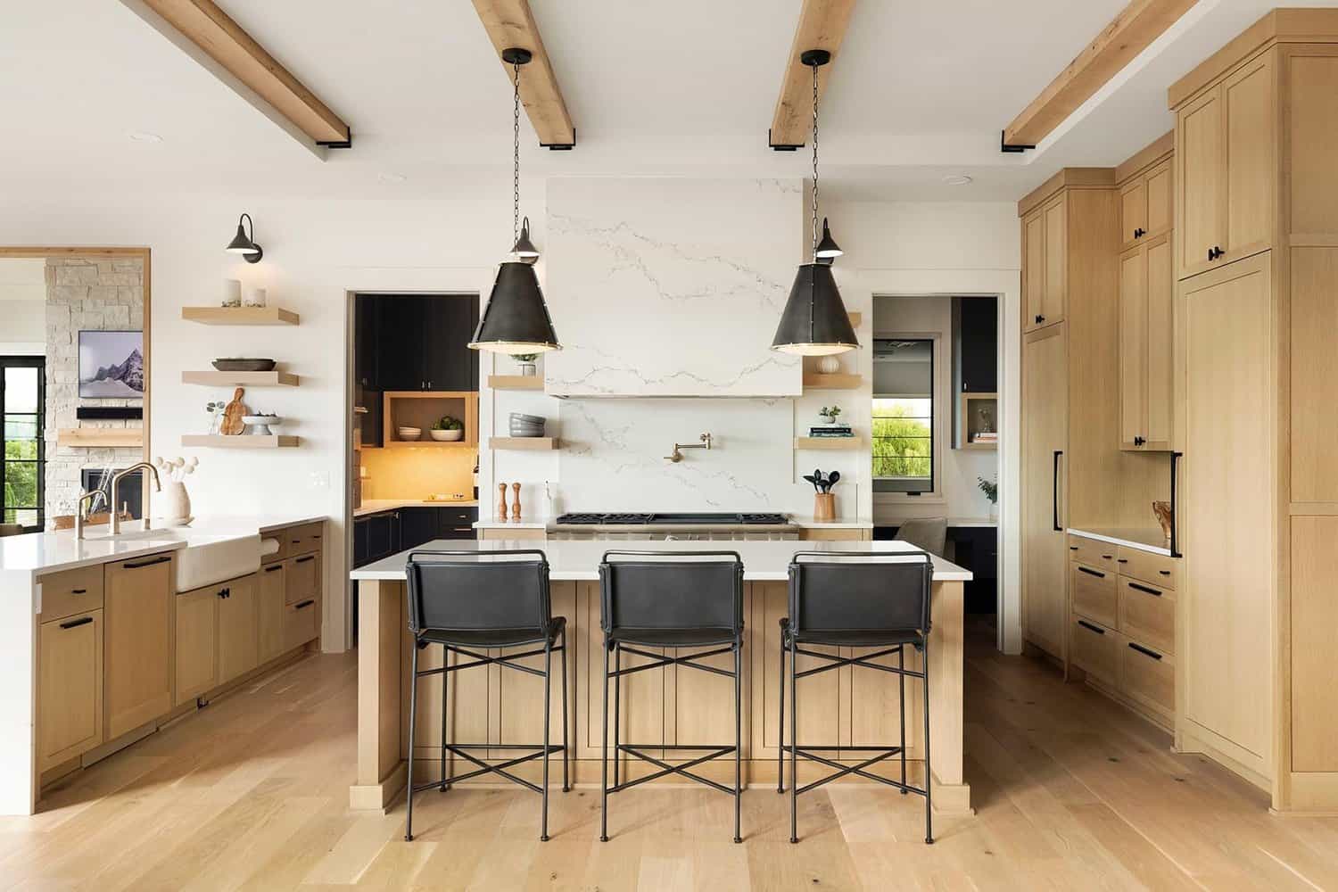 urban-farmhouse-kitchen