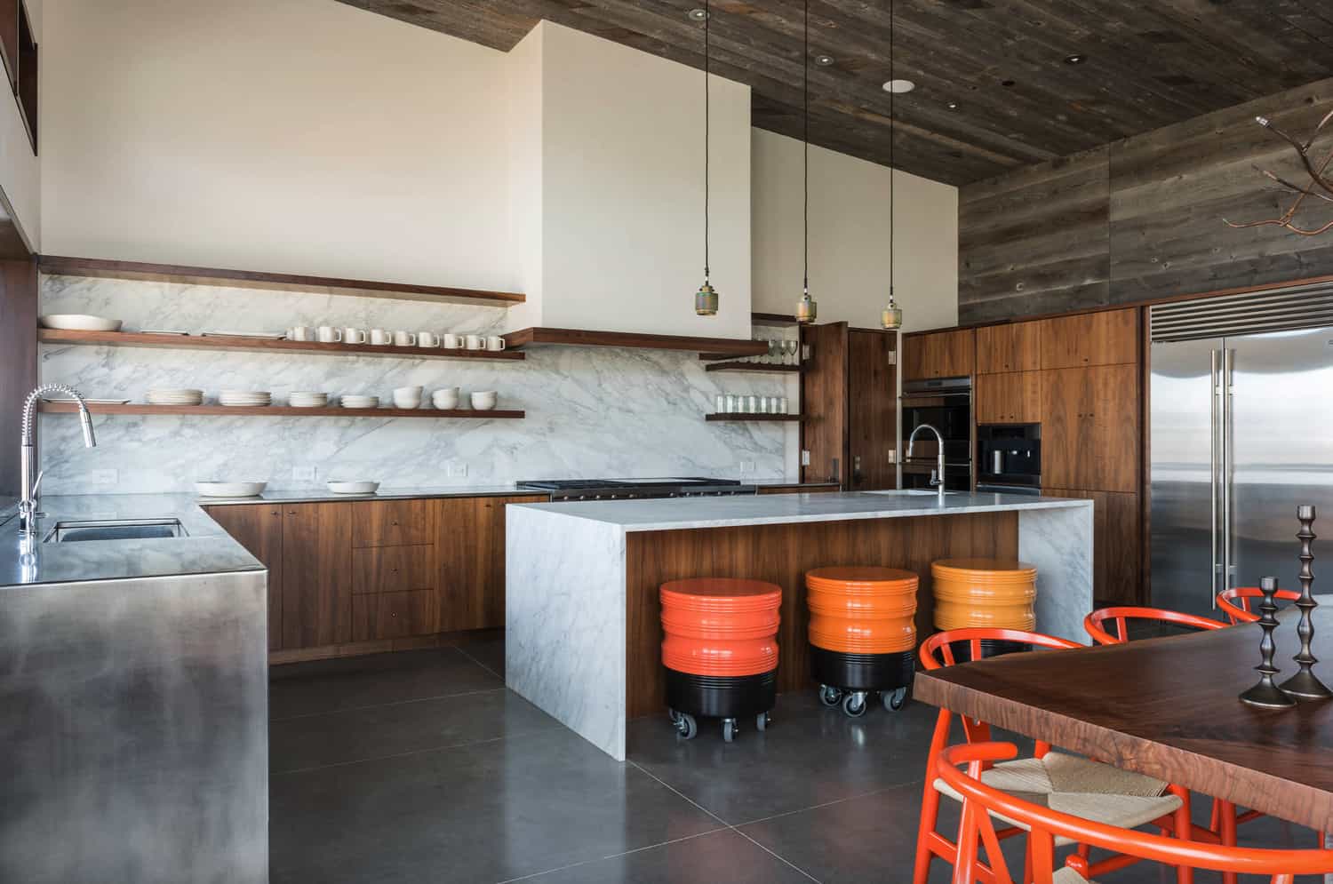 mountain-style-kitchen