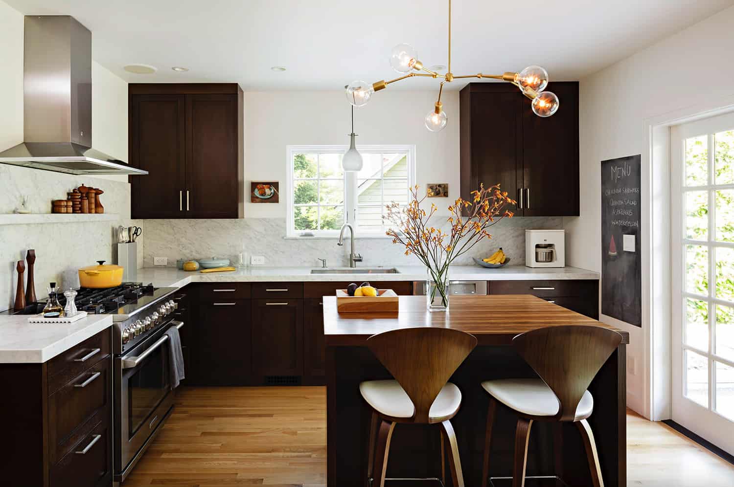 modern-tudor-kitchen