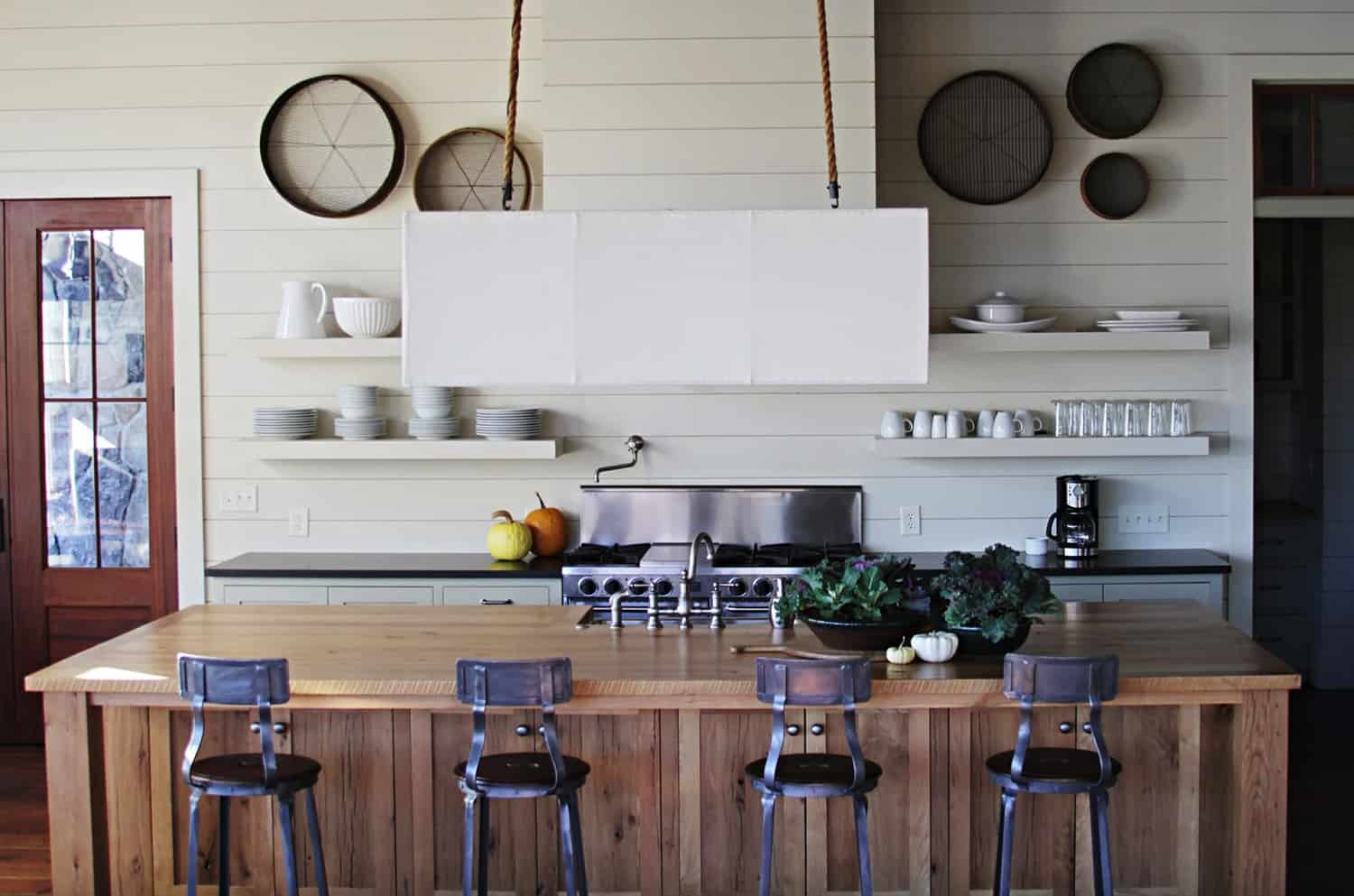 beach-style-kitchen