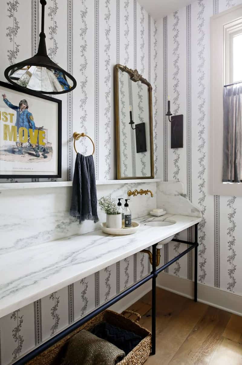 rustic-modern-powder-bath