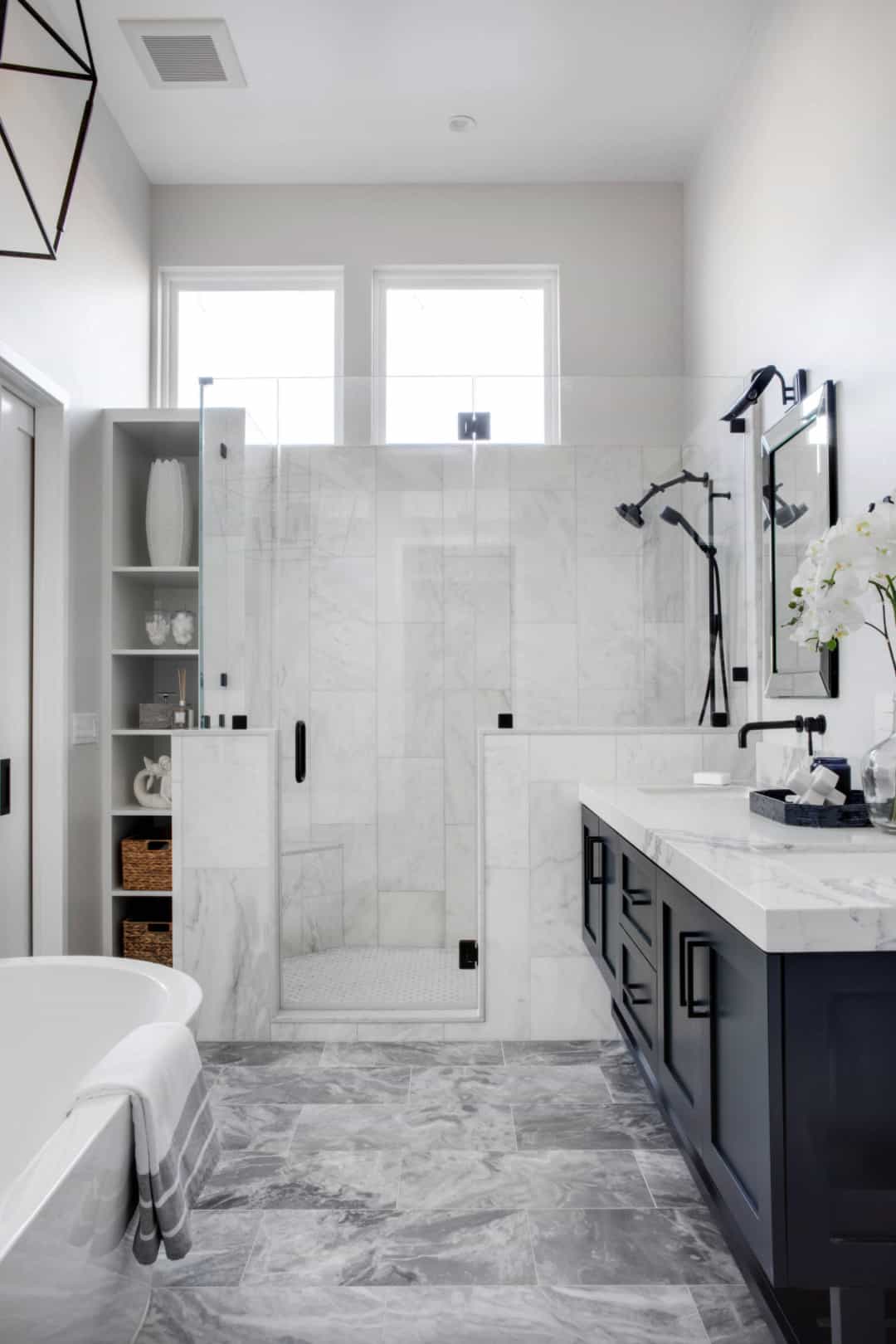 contemporary-coastal-bathroom-design