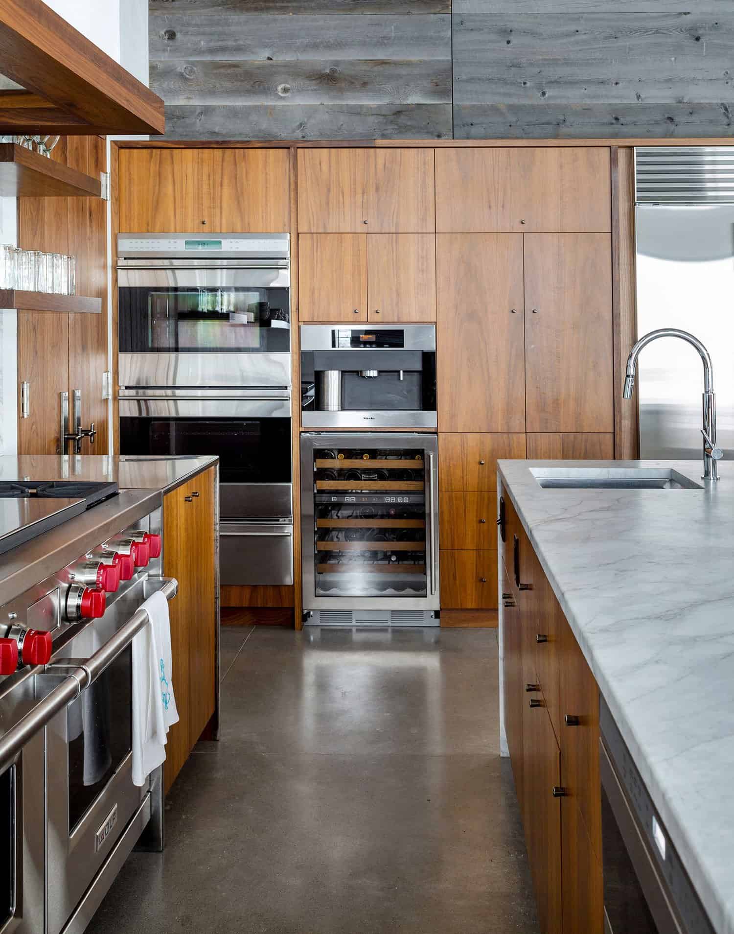modern-mountain-kitchen