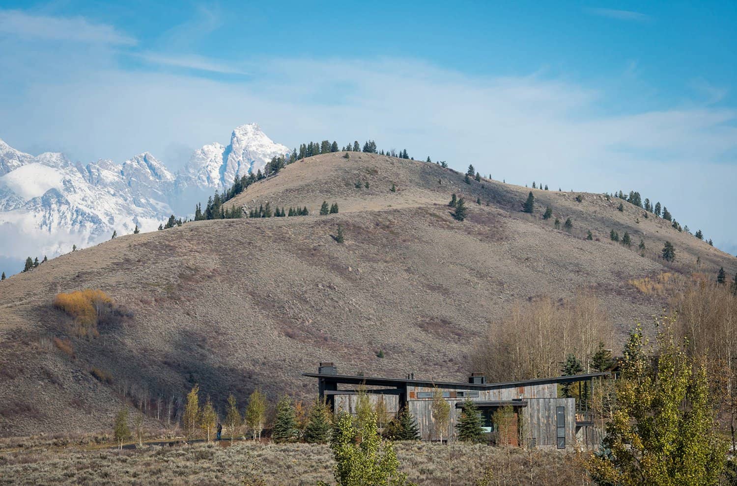 modern-mountain-home-exterior