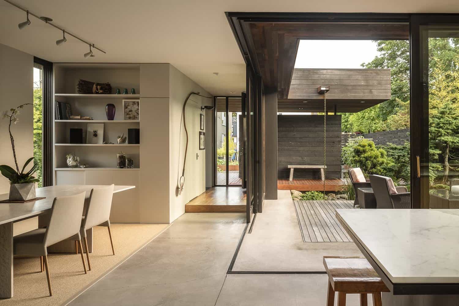 contemporary-great-room