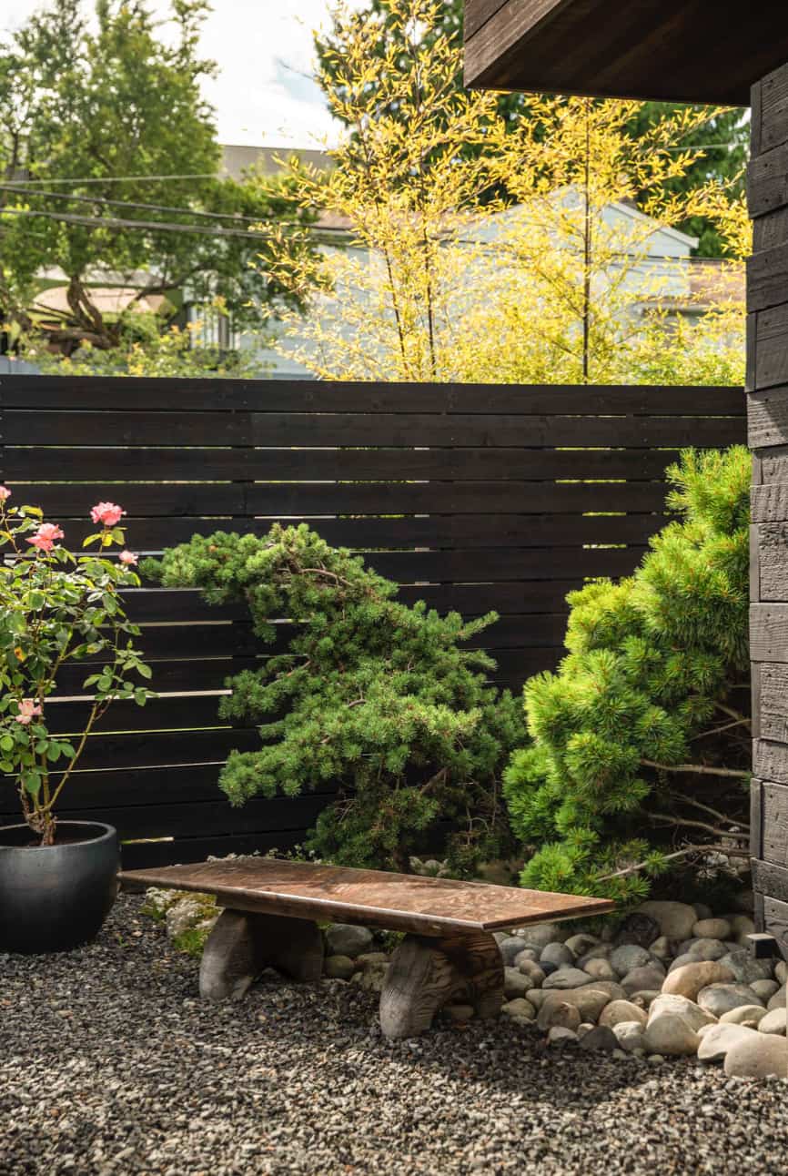 contemporary-home-garden
