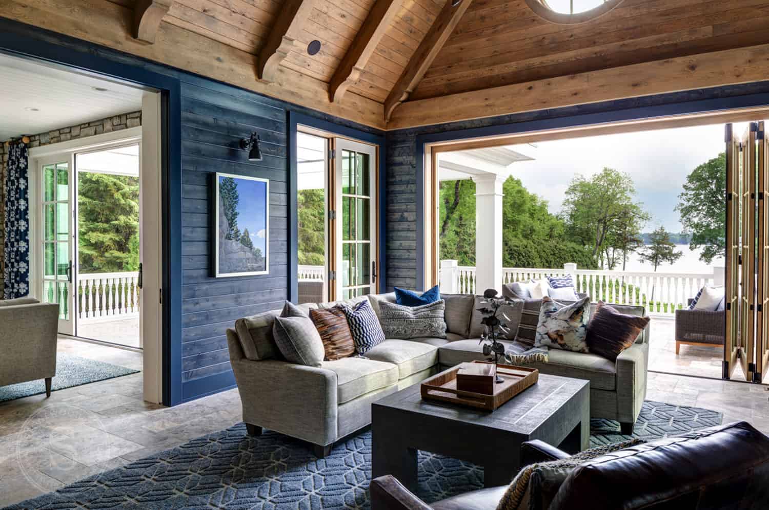 traditional-style-porch