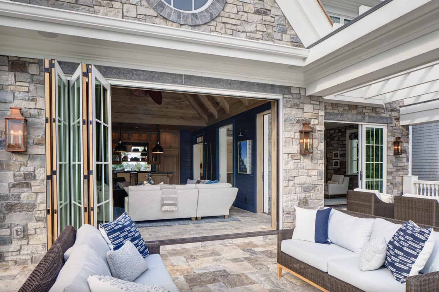 traditional-style-porch