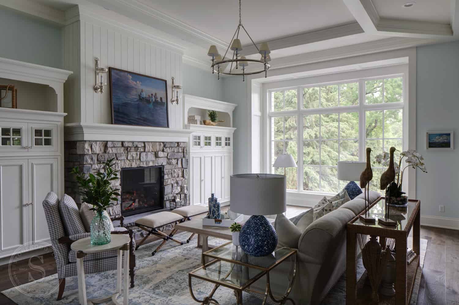 traditional-style-living-room