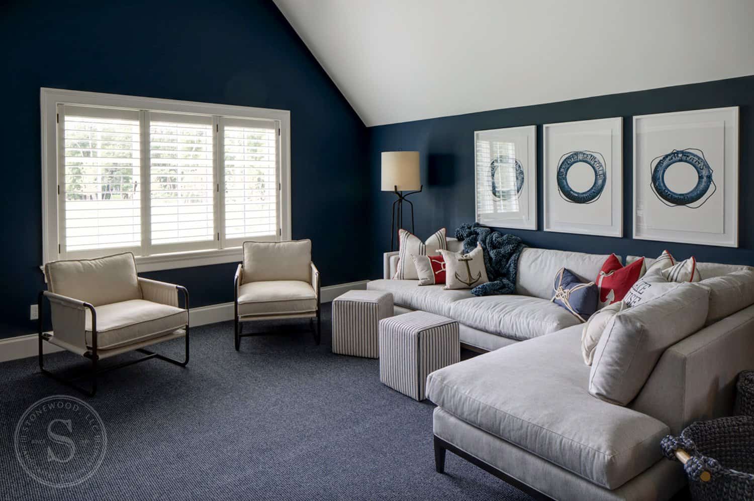 traditional-style-kids-room