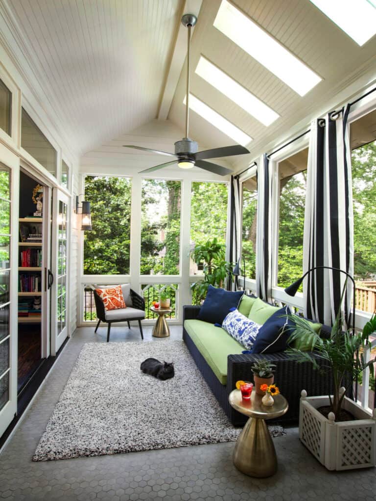 28 Amazing Covered Patio And Porch Design