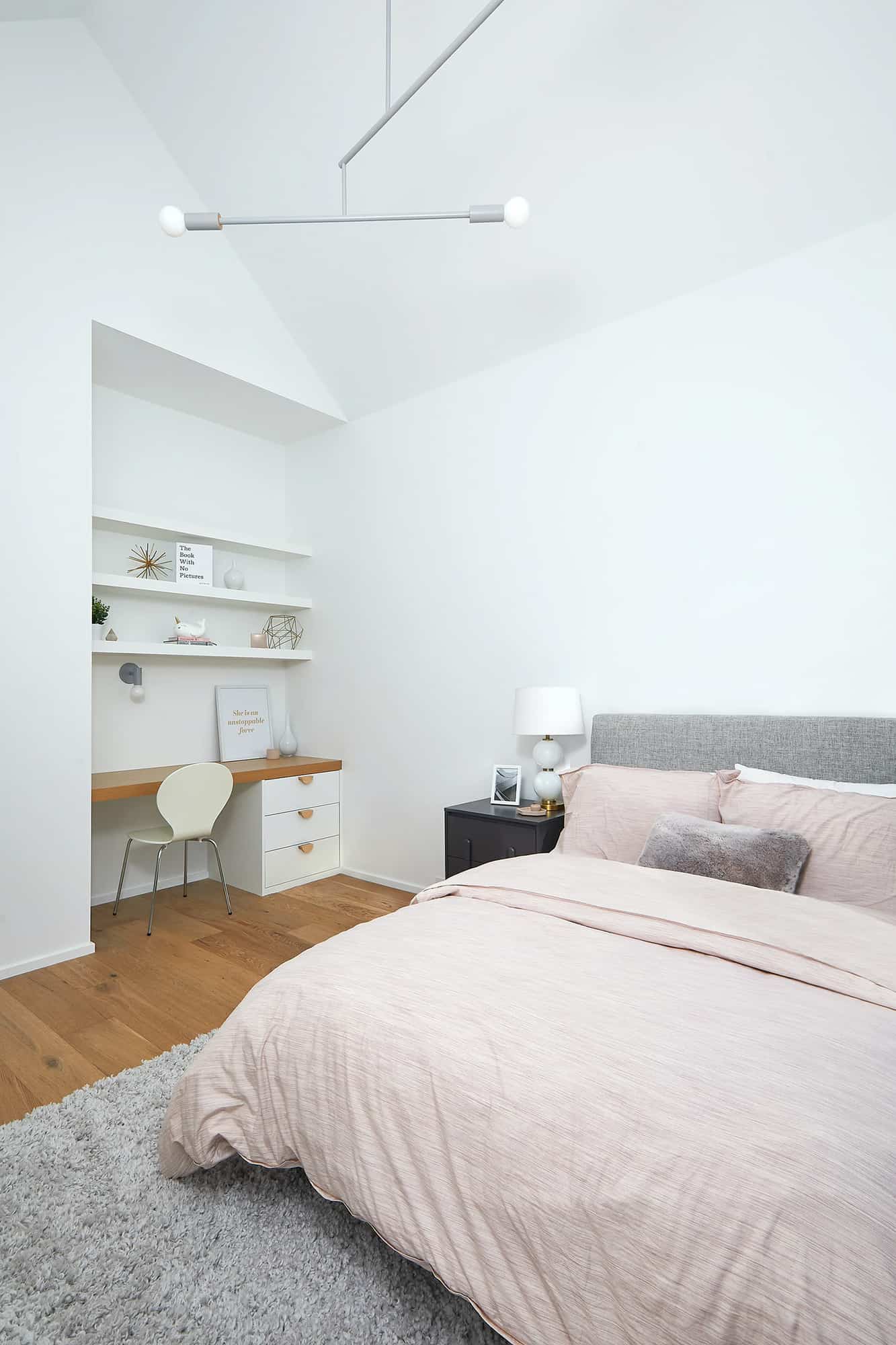 modern-farmhouse-bedroom