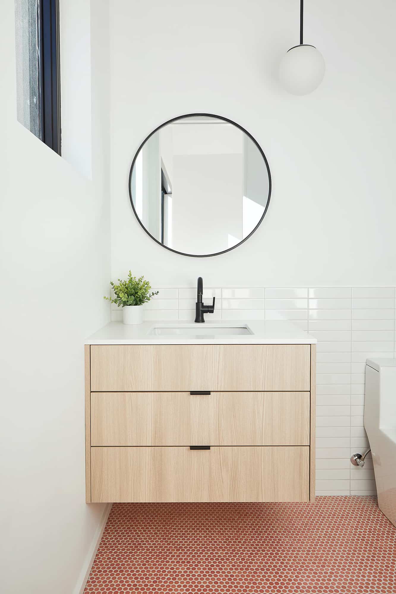 modern-farmhouse-bathroom