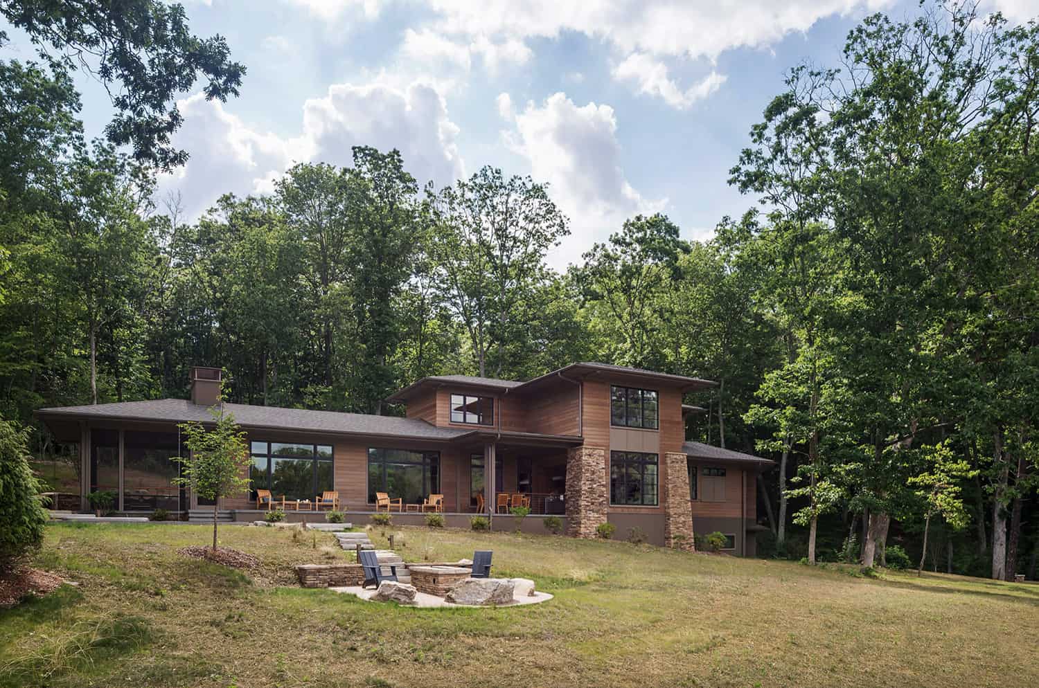 modern-mountain-home-exterior
