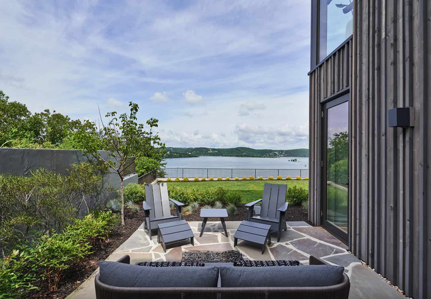 modern-patio