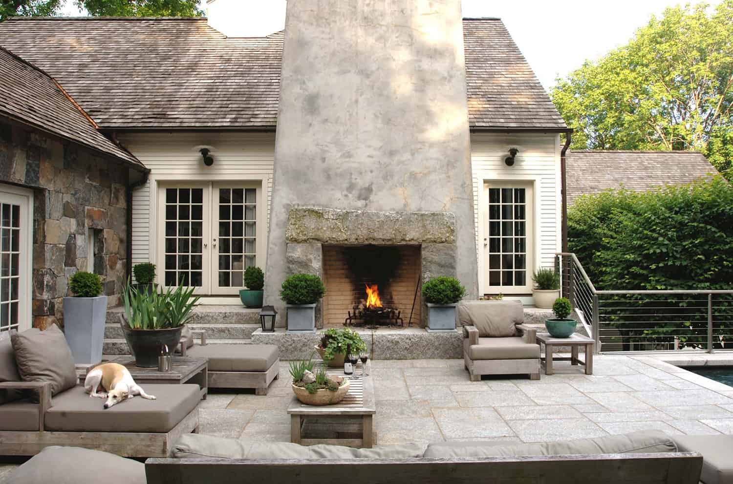outdoor-fireplace