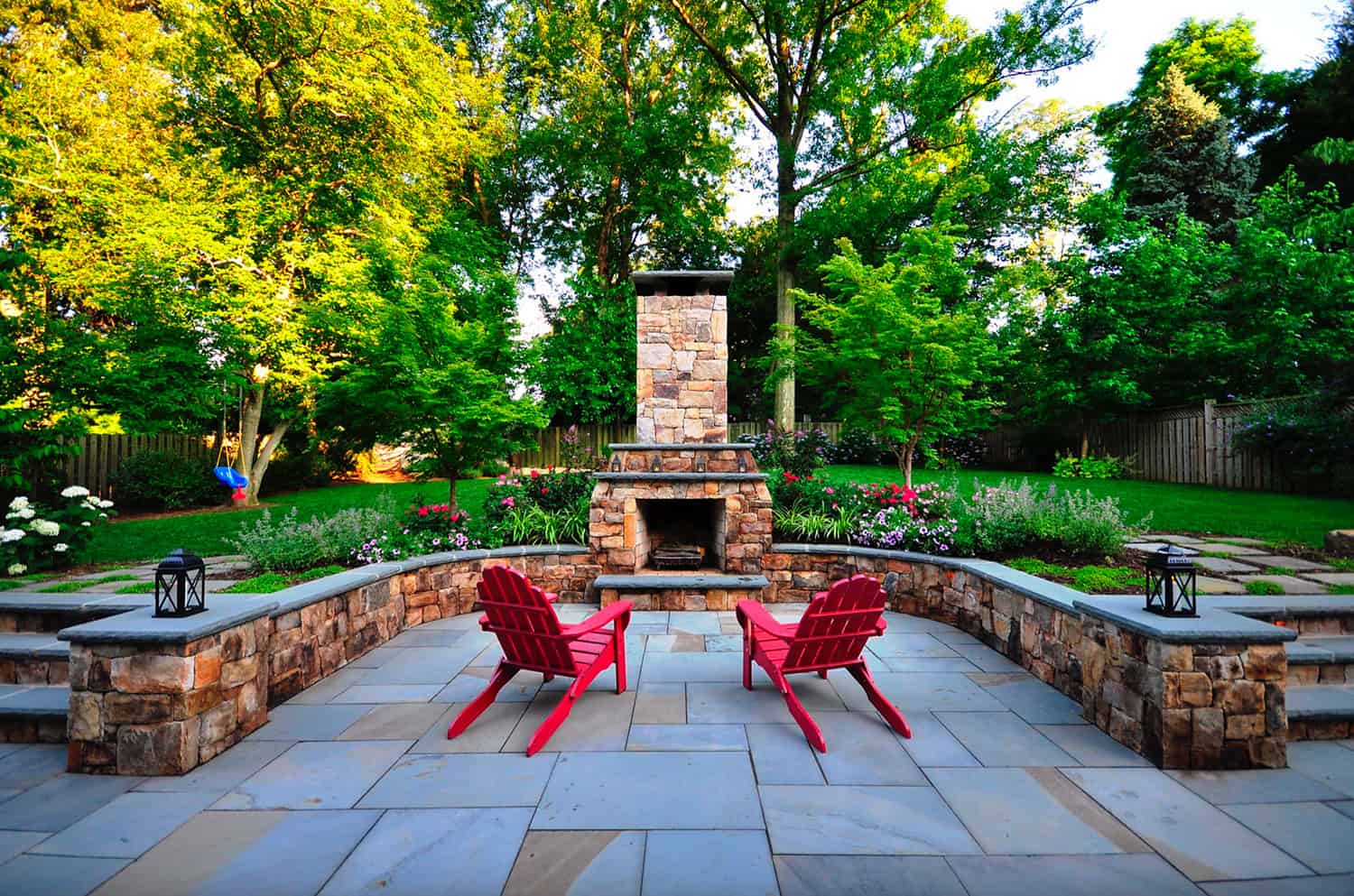 outdoor-fireplace