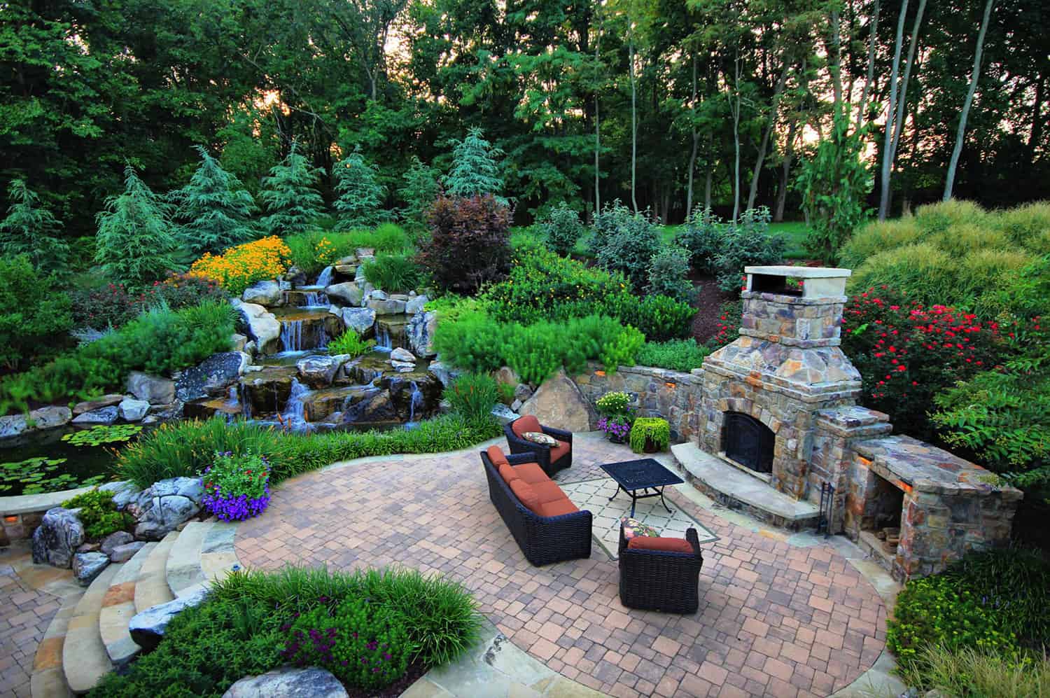 outdoor-fireplace