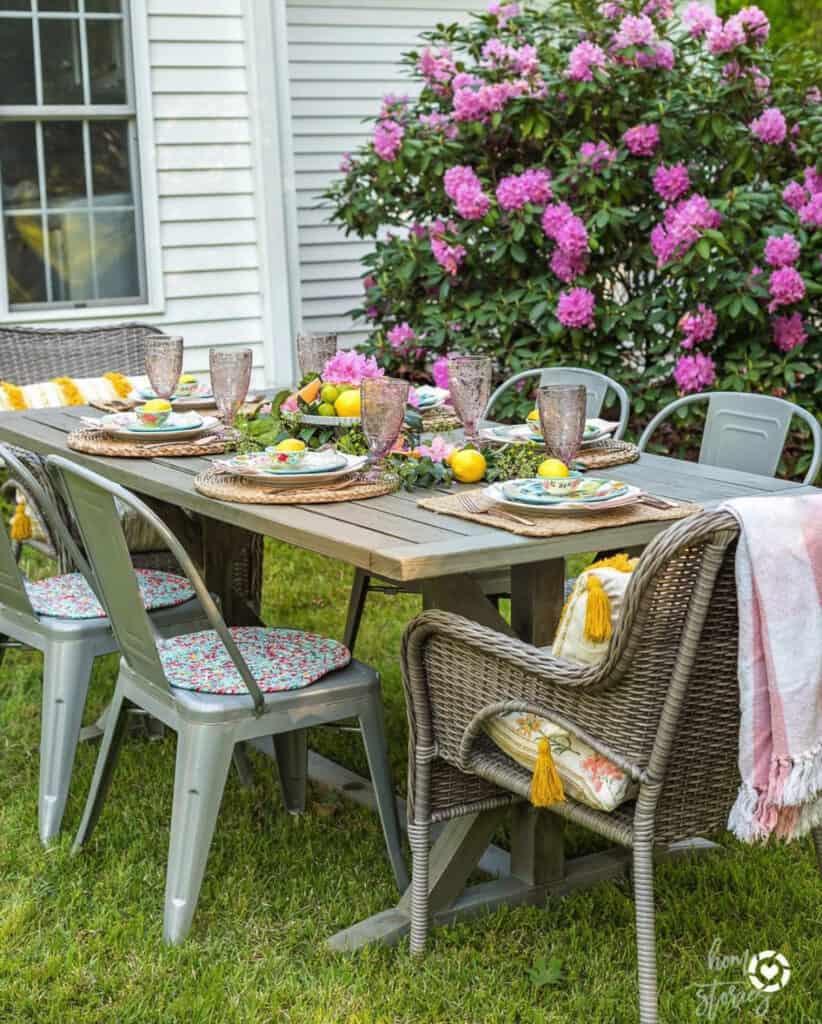 18 Fresh And Welcoming Ideas For Infusing Summer Into Your Home